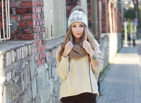 Czapka dzianinowa PARADIS ECRU FUR